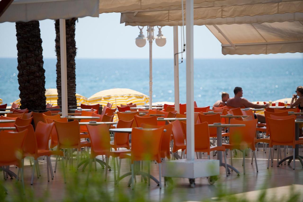 Oz Hotels Incekum Beach Resort & Spa Hotel Окурджалар Екстер'єр фото